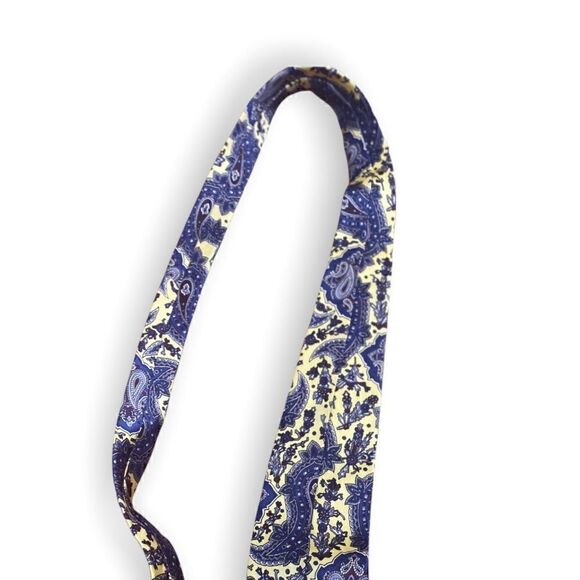 John Weitz 100% silk tie yellow with blue paisley pattern - Picture 4 of 8